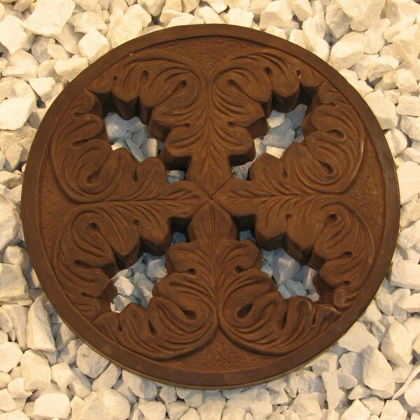 Acanthus Leaf Stepstone