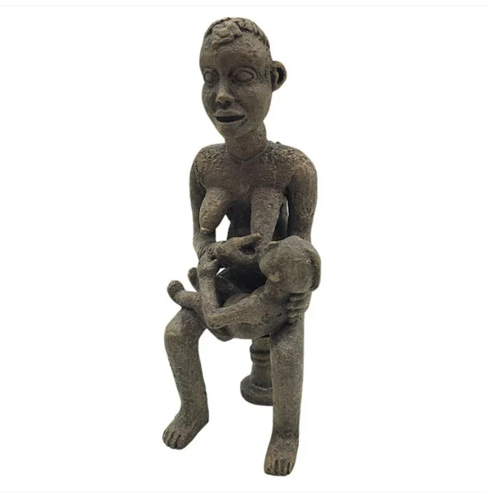 African Bangwa Anyi Mother of Twins Sculpture - Image 3
