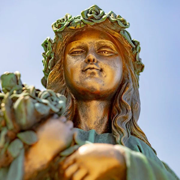 Angel Holding Bouquet of Flowers Statue 39" - Image 4