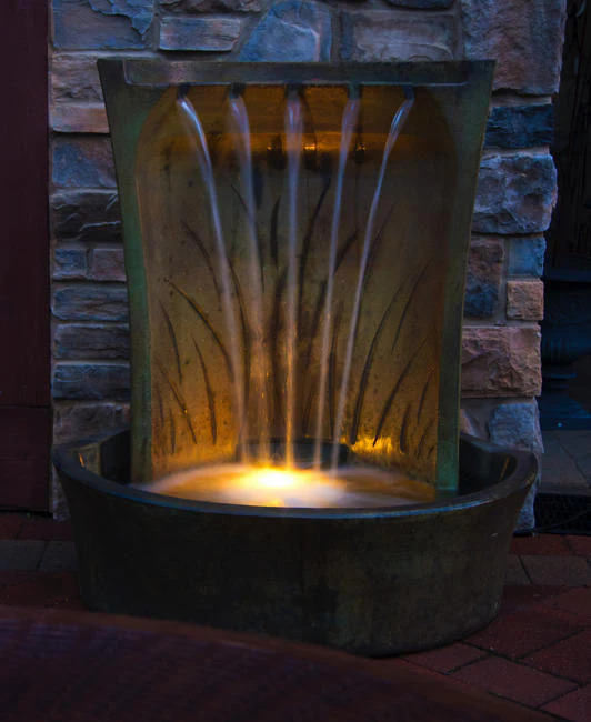 Aria Garden Wall Fountain with Light - Image 3