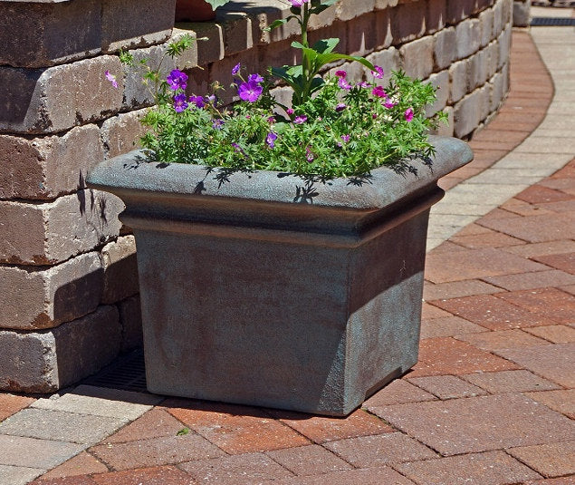 Avanti II Quadrette Square Estate Garden Planter 17" H