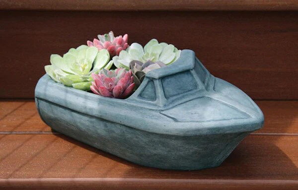 Boat Garden Planter Cement - Image 2