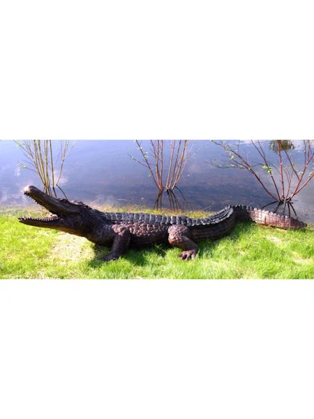 Alligator Water Feature Spouting Statue Bronze - Image 3