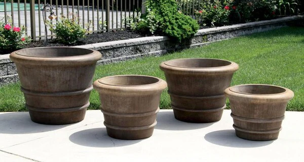 Cambridge Round Planter 21" - Image 3