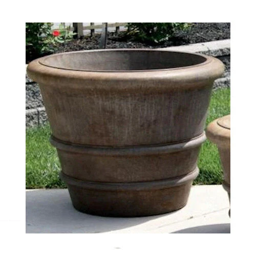 Cambridge Round Planter 29"