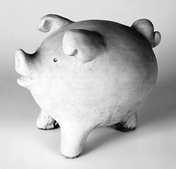 Lucky Chanchito Pig Garden Statue - Image 2