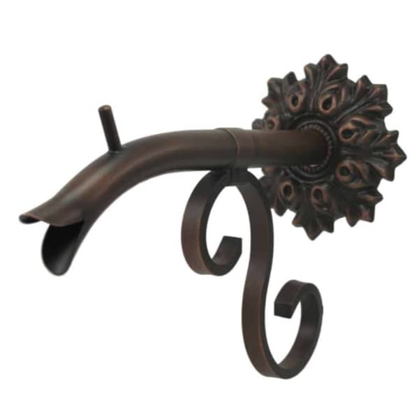 Courtyard Spout - Small w/ Bordeaux