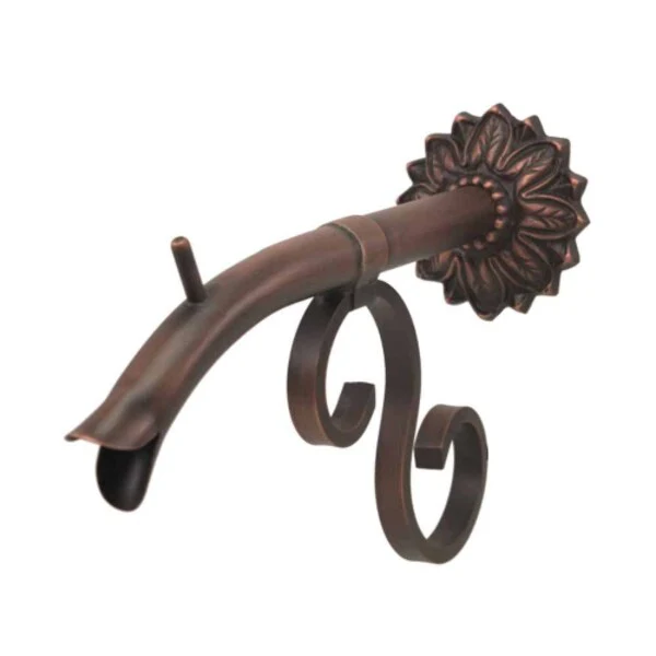 Courtyard Spout - Small w/ Small Nikila