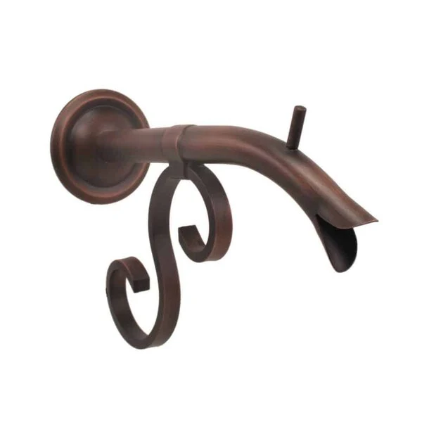 Courtyard Spout - Small w/ Turin