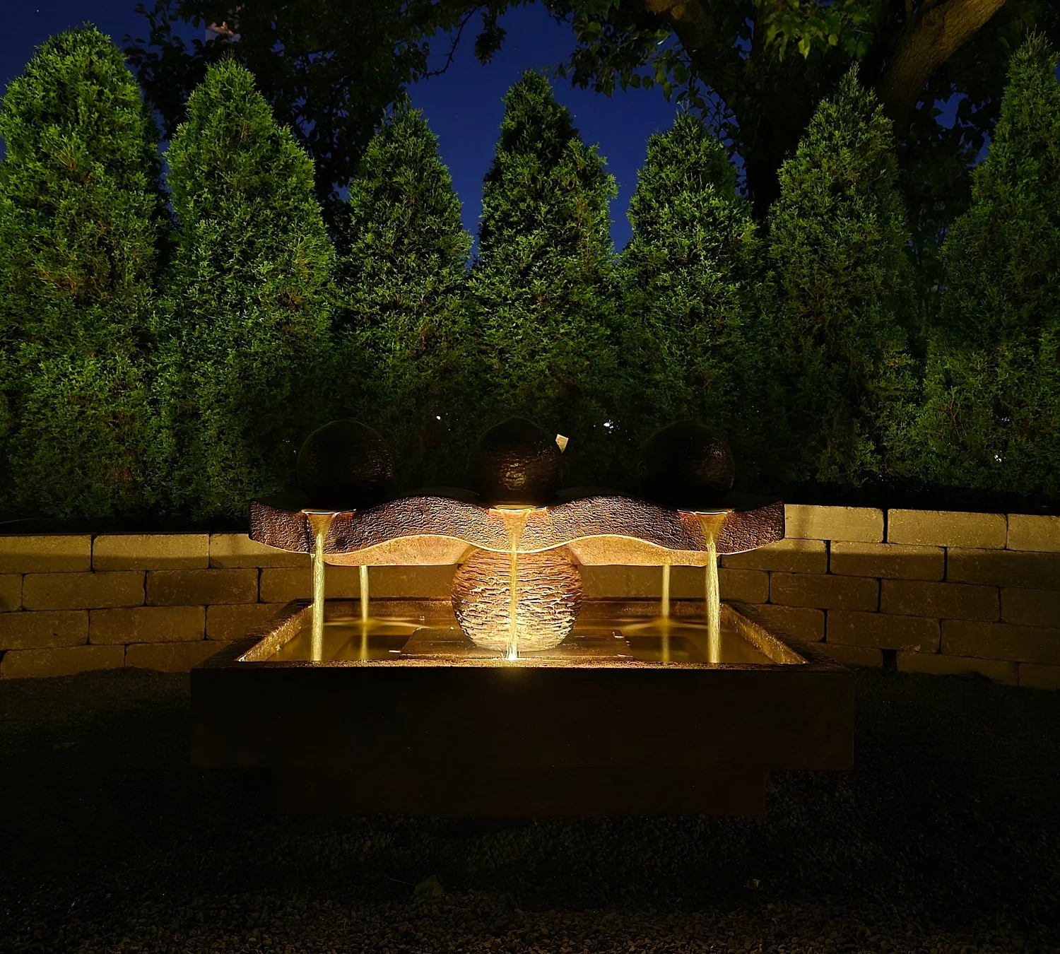 Dancing Spheres Modern Fountain Estate Size 40" Wide - Image 2