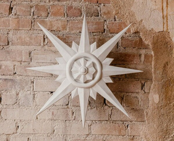 Directional Compass Wall Hanging Accent - Image 3