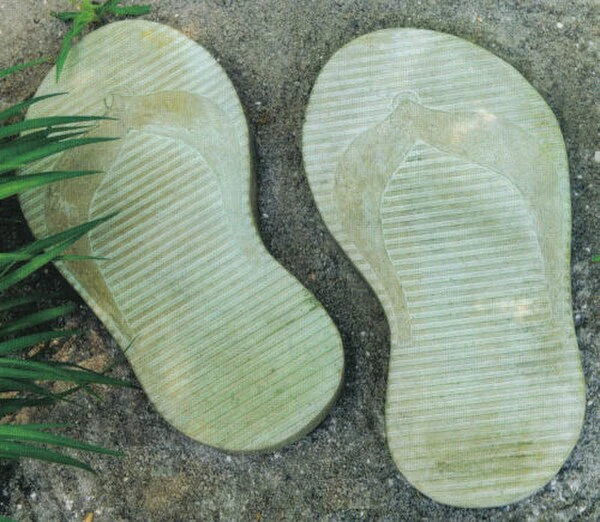 Flip Flop Stepping Stone Set Left-Right - Image 3