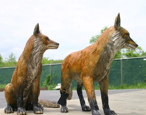 Fox Pair Bronze Sculptures - Image 7