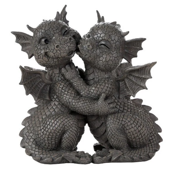 Garden Dragon Couple Statue Kissing
