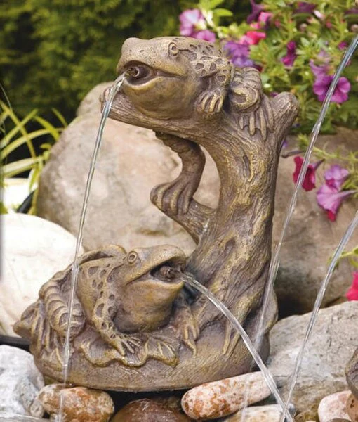 Garden Frogs Piped Water Feature Statue