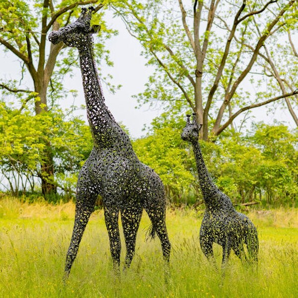 Giraffe Metal Garden Sculptures Pair - Image 4