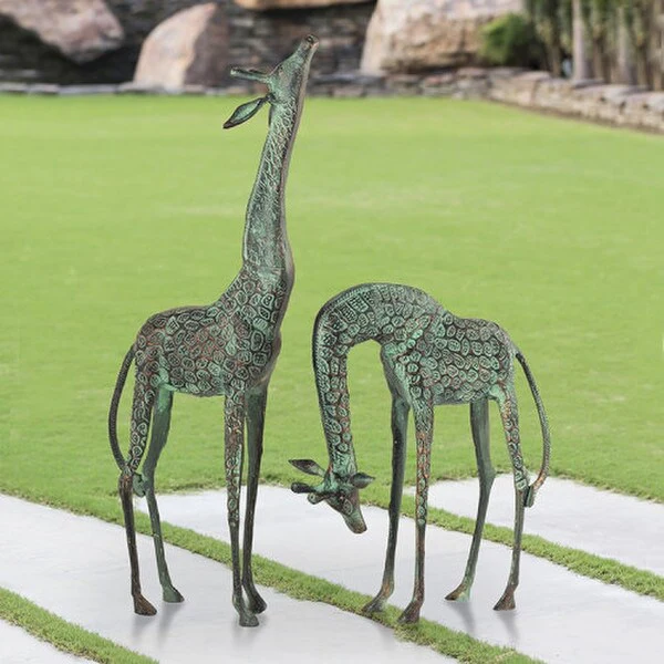 Giraffes Garden Set of Statues Pair
