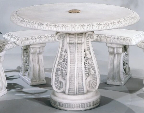 Grapeleaf Table 40" Dia. X 30" High