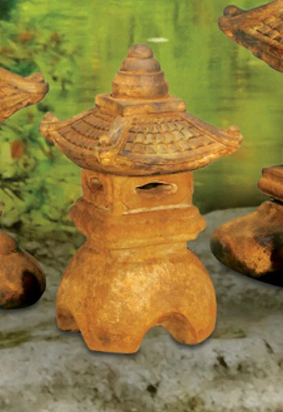 Great Roof Pagoda Lantern Small Stone Sculpture