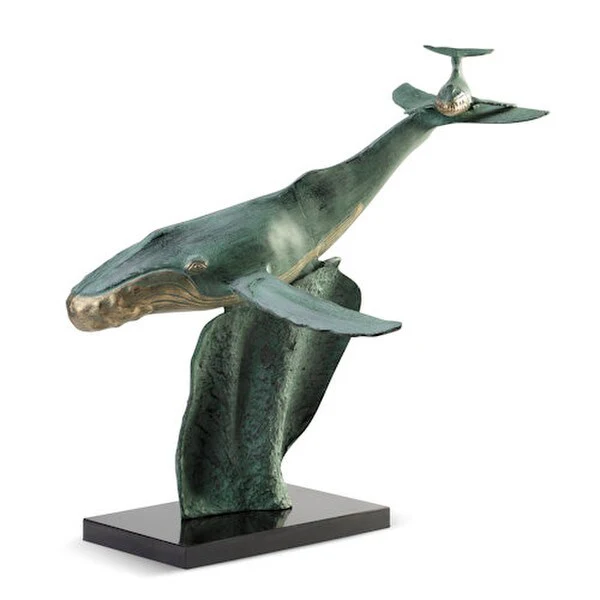 Humpback Whale Diving Lesson Sculpture - Image 3