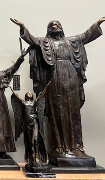 Jesus with Arms Open Bronze Statue - Image 2