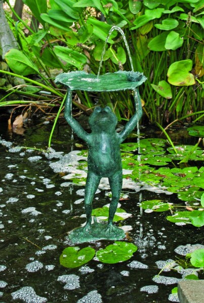 Lilypad Lifter Frog Water Feature 25" H