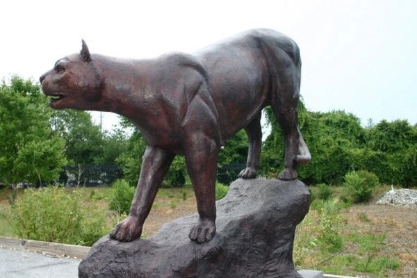 Lioness Climbing Rock Bronze Statue - Image 4