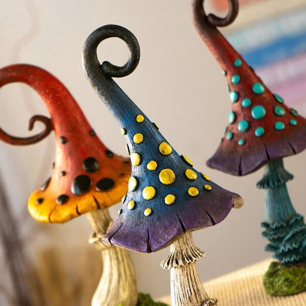 Magic Mushrooms Sculptures Set of Three - Image 7