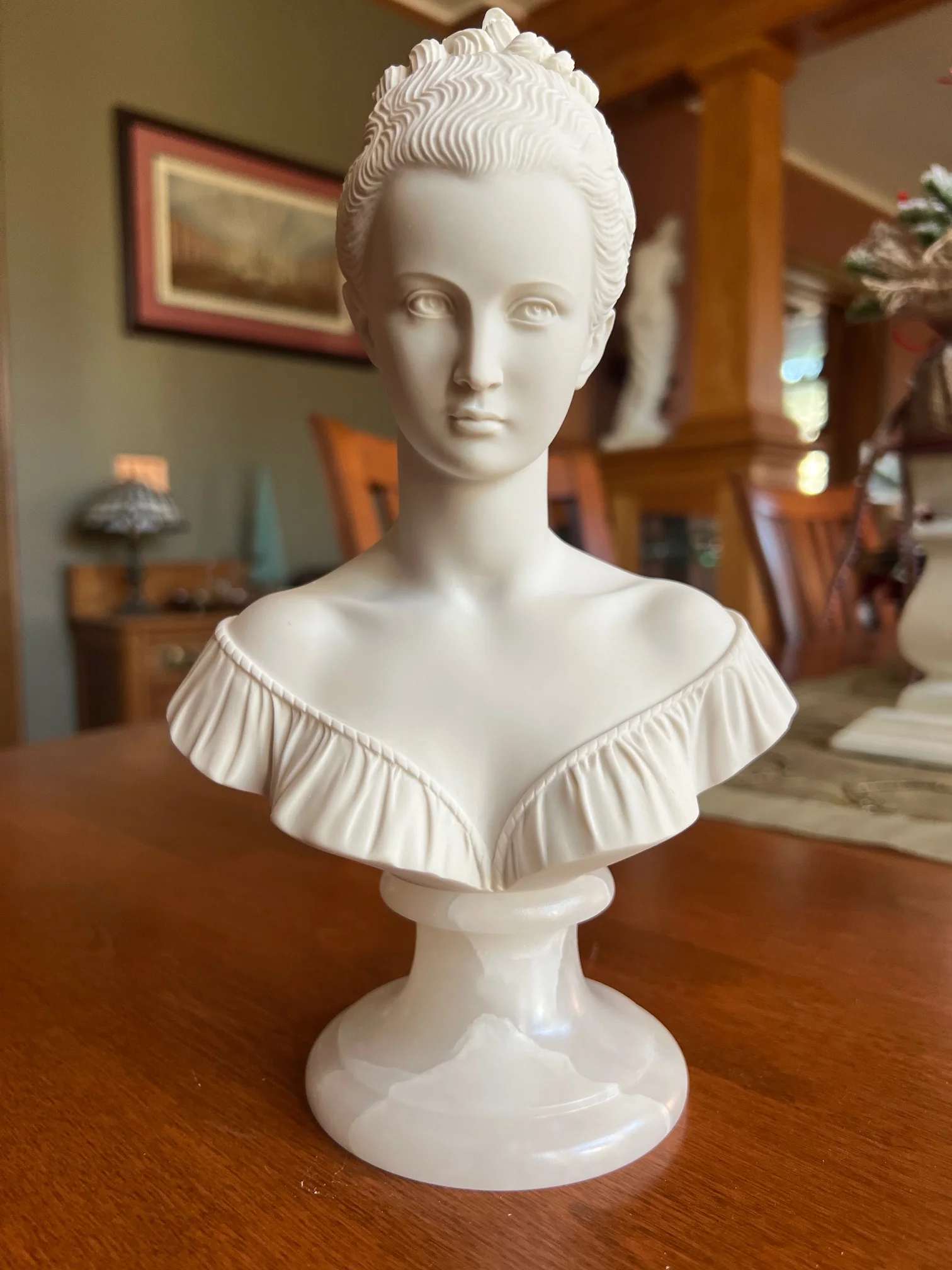 Manon Lescaut Literary Muse Bust 9" High Sculpture - Image 11