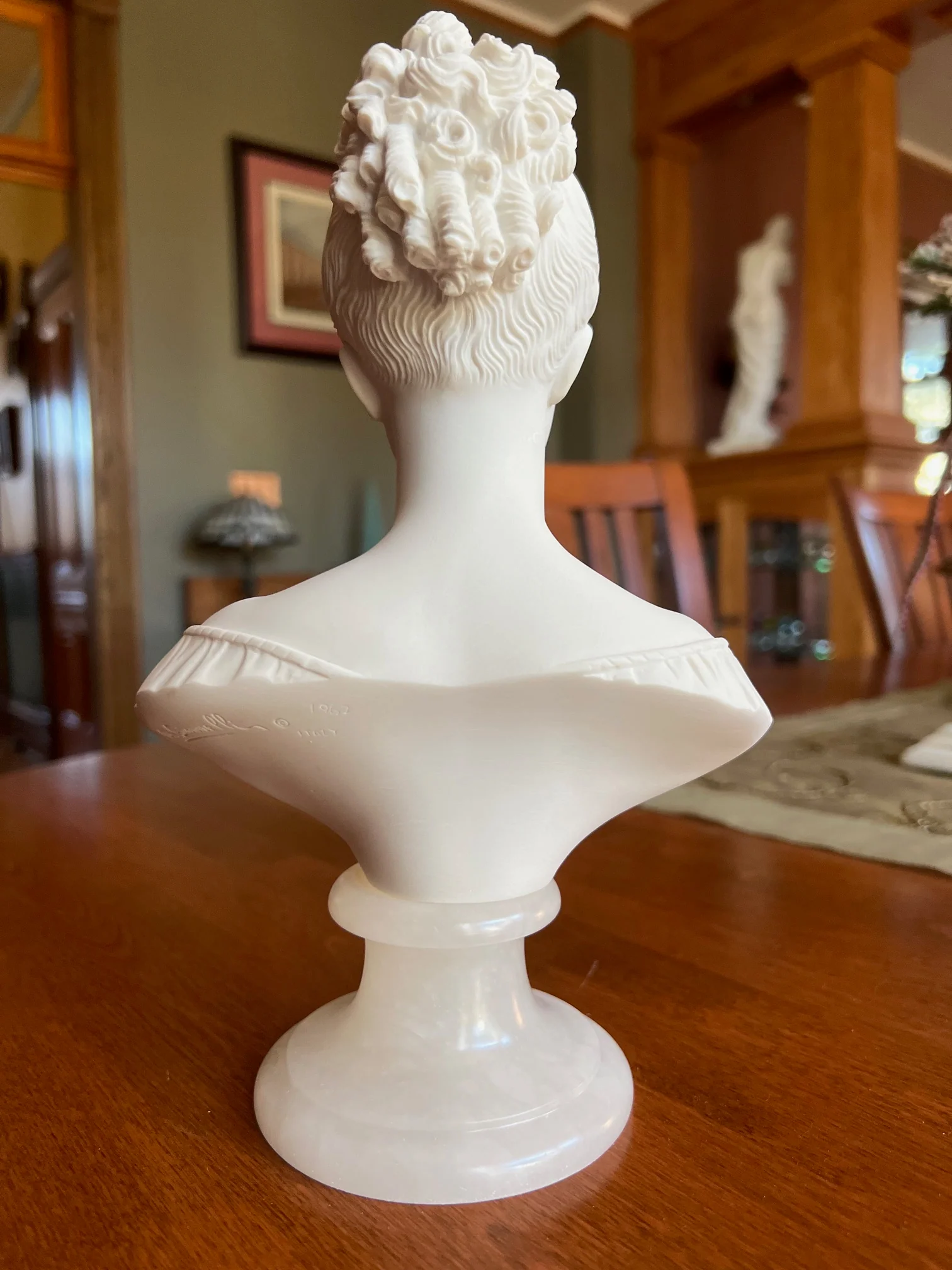 Manon Lescaut Literary Muse Bust 9" High Sculpture - Image 2