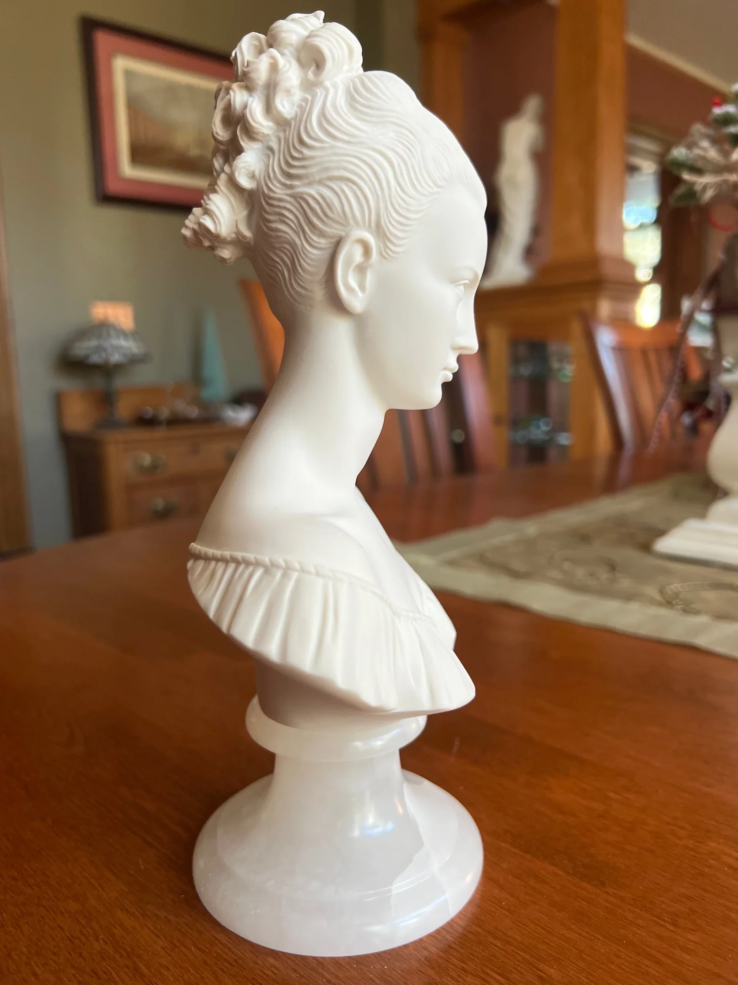 Manon Lescaut Literary Muse Bust 9" High Sculpture - Image 3