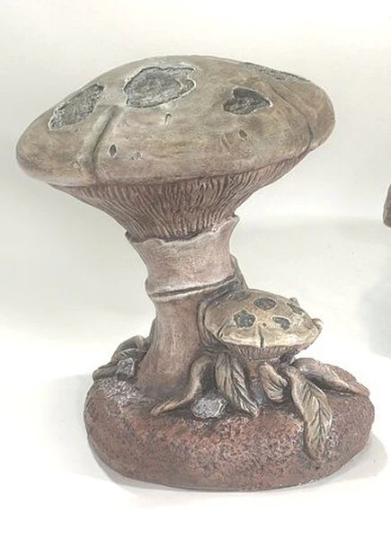 Mushroom Cluster 11" High