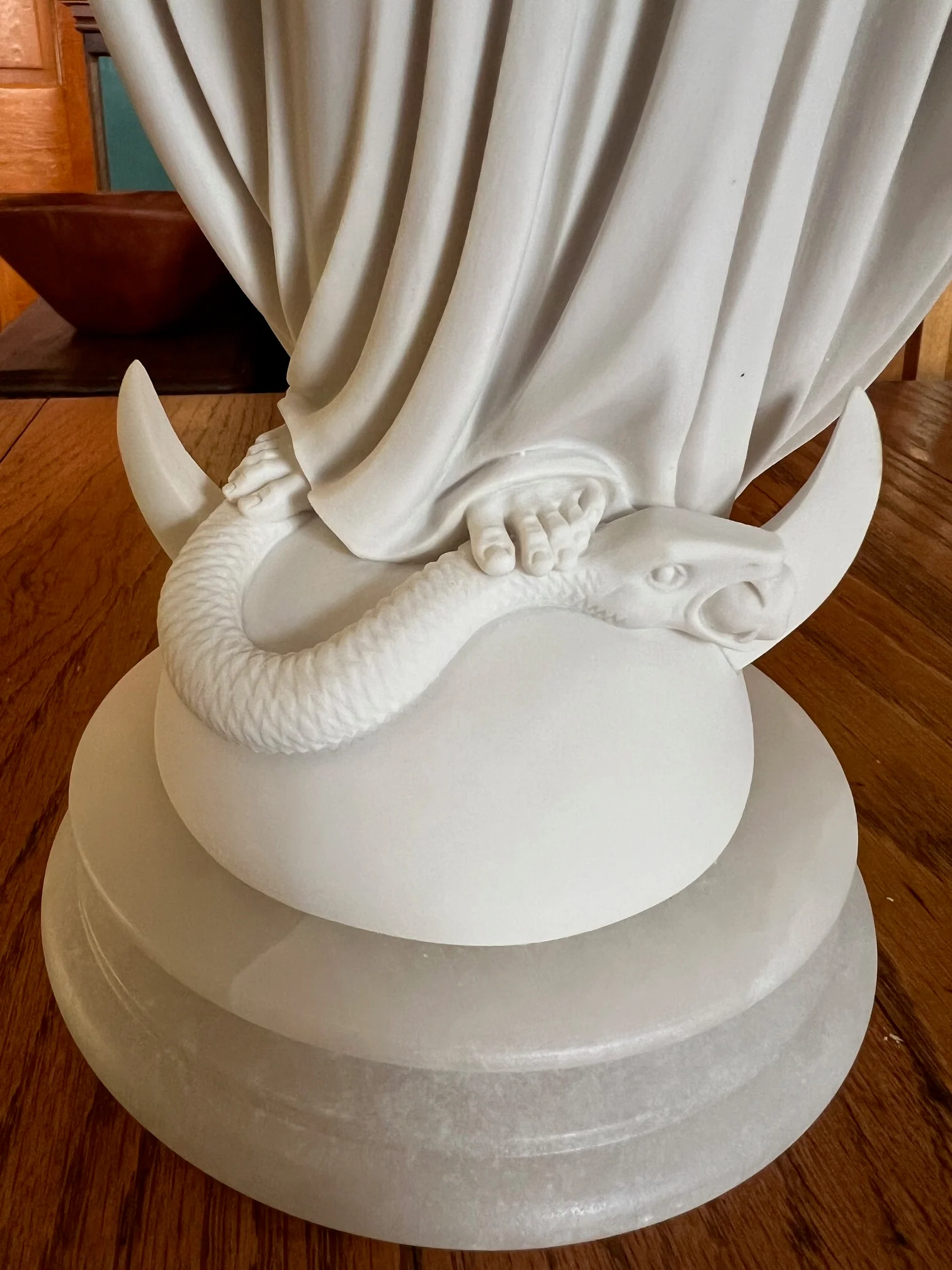 Miraculous Medal Virgin Mary Statue on Marble Base - Image 2