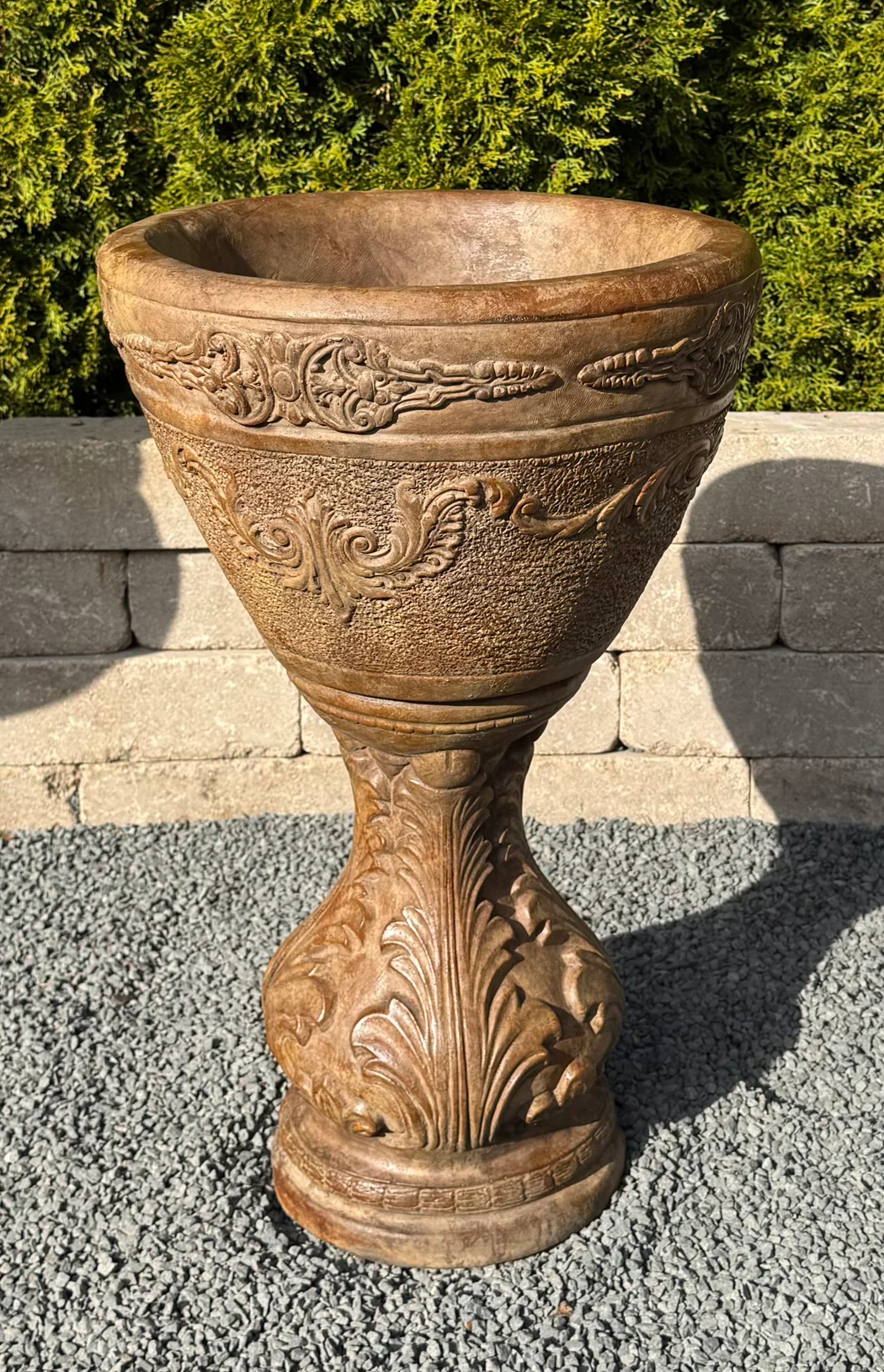 Ornate Garden Pedestal Planter Cast Stone 25" High - Image 2