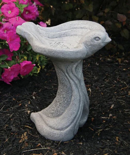 Petite All Birds Welcome Birdbath - Image 2
