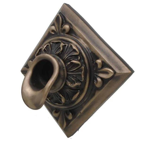 Short Oak Leaf Scupper - Diamond - Image 2