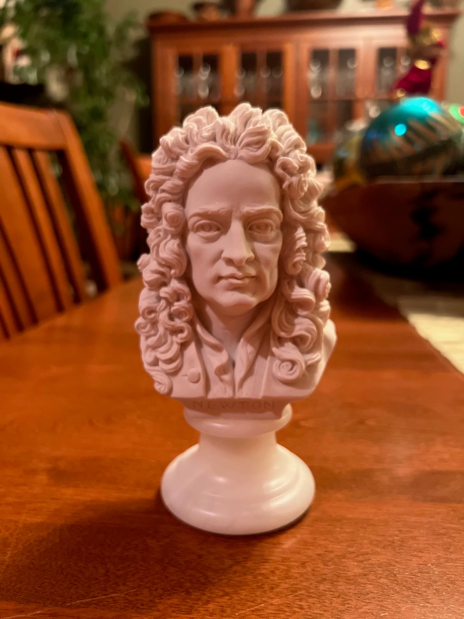 Sir Isaac Newton Bust Sculpture - Image 5