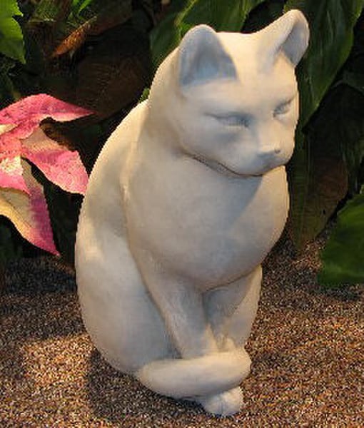 Sitting Cat Sculpture - Image 2