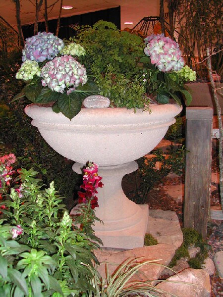 The Winston Urn 21" High