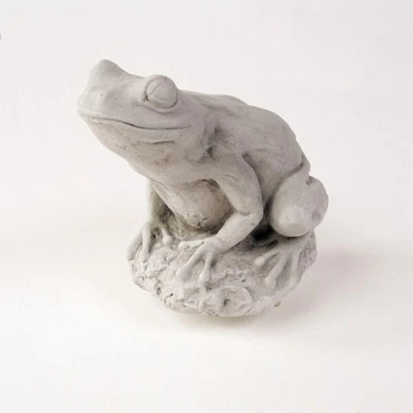 Tree Frog Statue