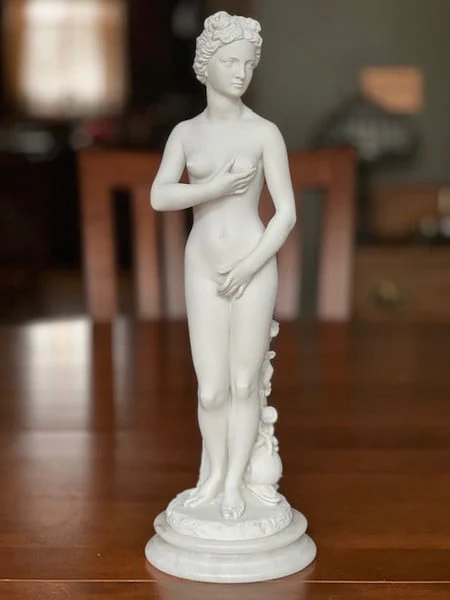 Venus De' Medici / Capitoline Statue