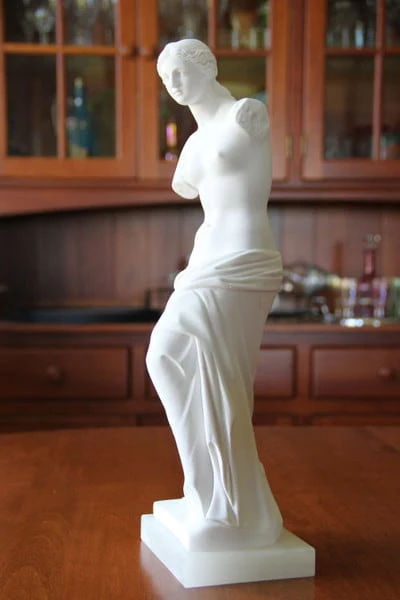 Venus de Milo – Aphrodite of Melos 15" High Marble Statue - Image 2